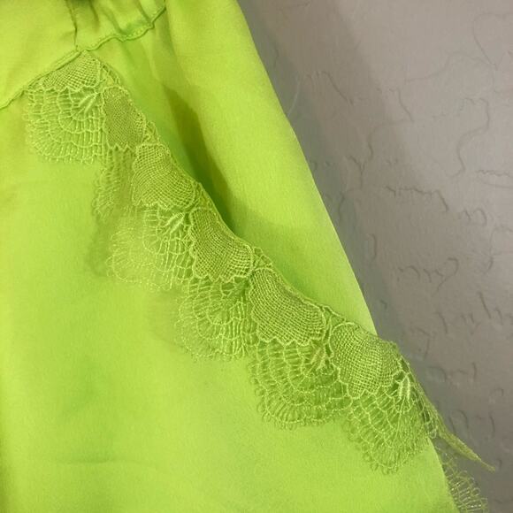 Guess XL Izabella lace trim shorts green - Picture 3 of 8